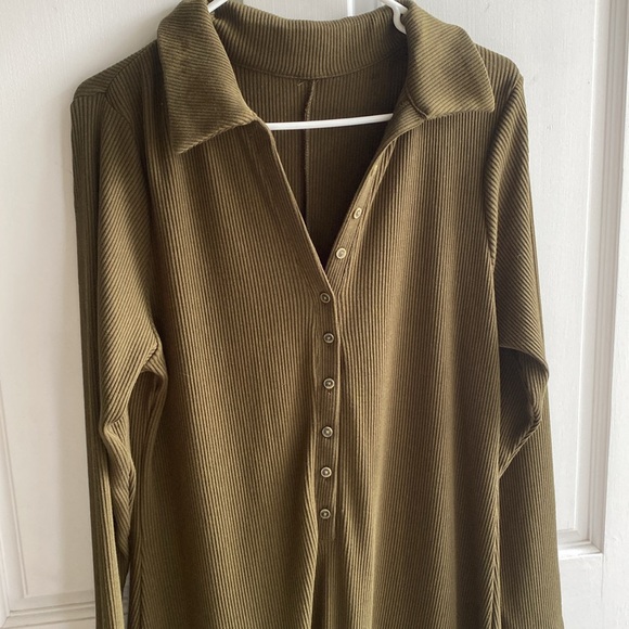 Ribbed Fit and Flare Henley Olive Green Midi Dress NEW XL - Picture 3 of 5